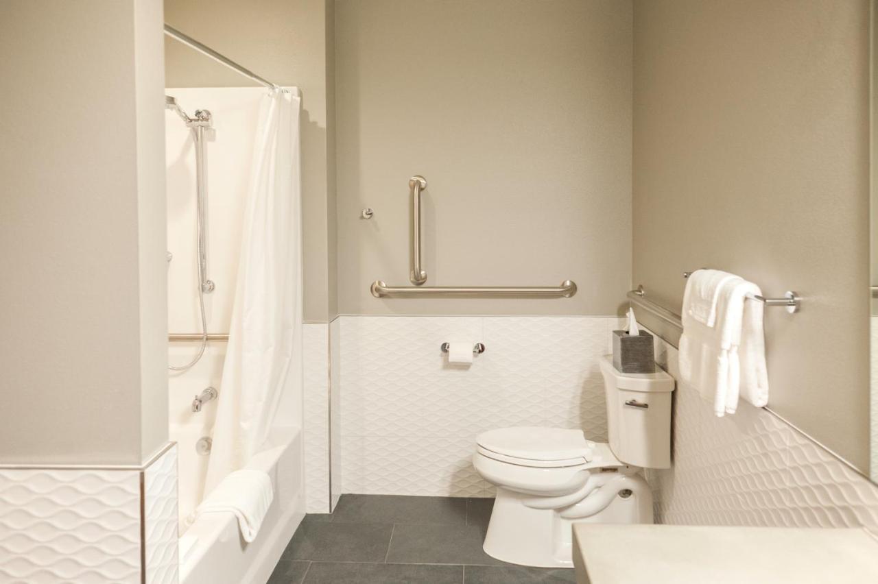 The Suites On Main Левънуърт Екстериор снимка